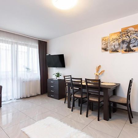 Apartament Z Balkonem 9 Apartment Krakow Bagian luar foto